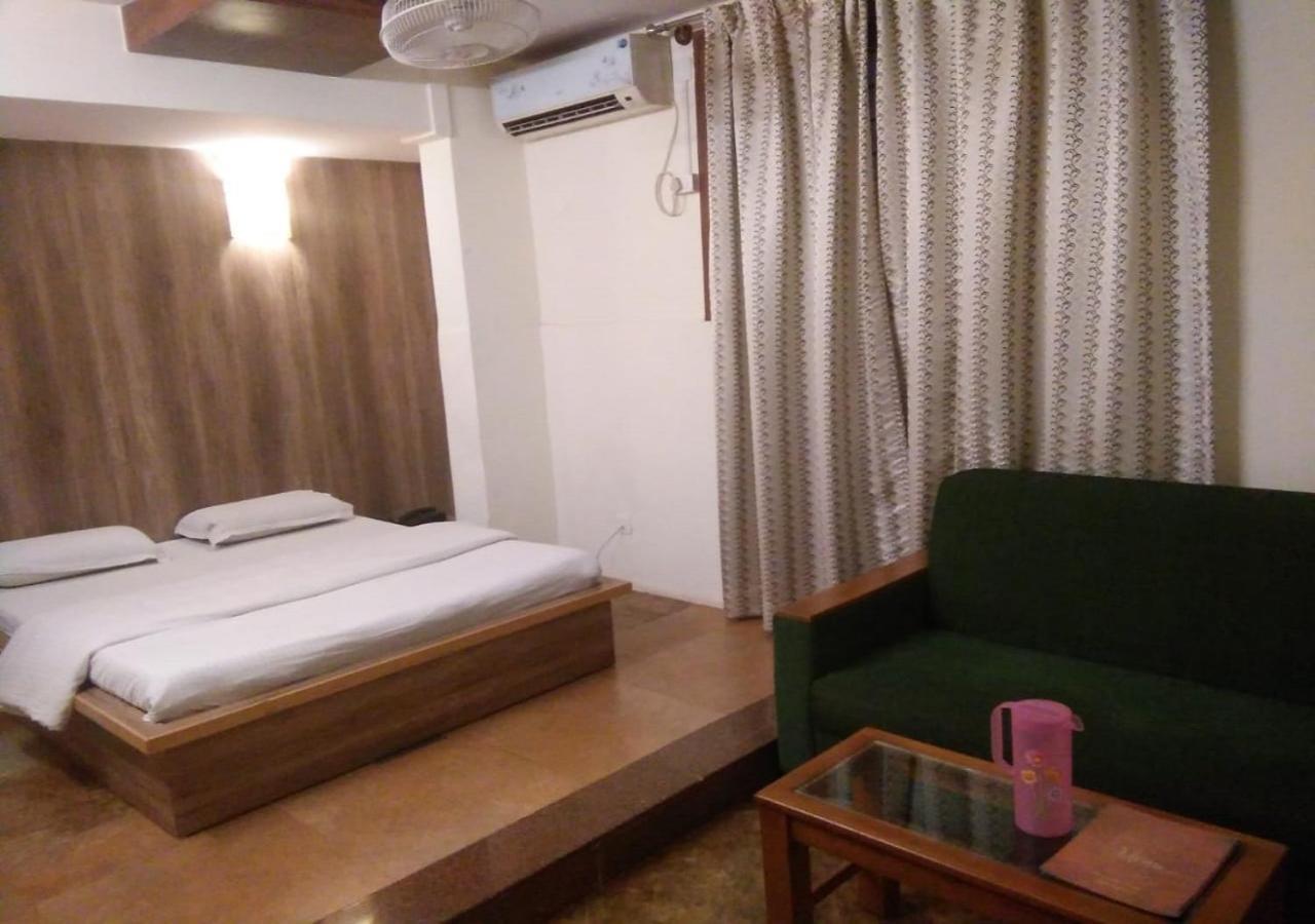 Ocean Inn Hotels 班加罗尔 外观 照片