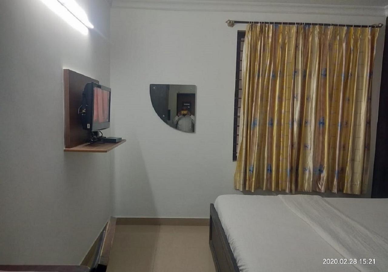 Ocean Inn Hotels 班加罗尔 外观 照片