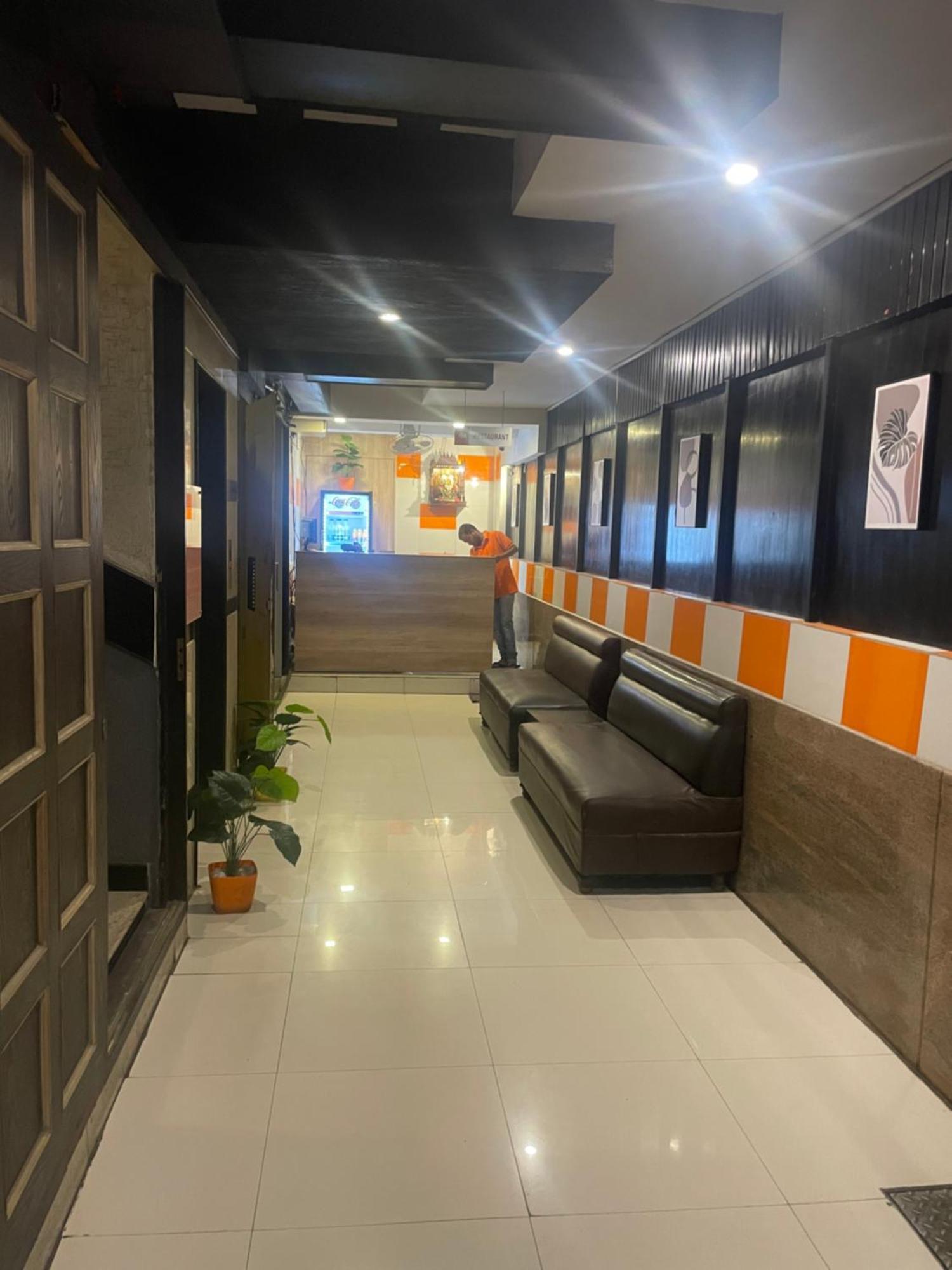 Ocean Inn Hotels 班加罗尔 外观 照片